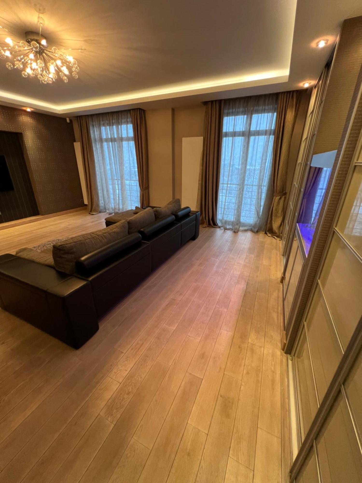 Apartment On Arkhipenka With Panorama View Lviv Eksteriør bilde