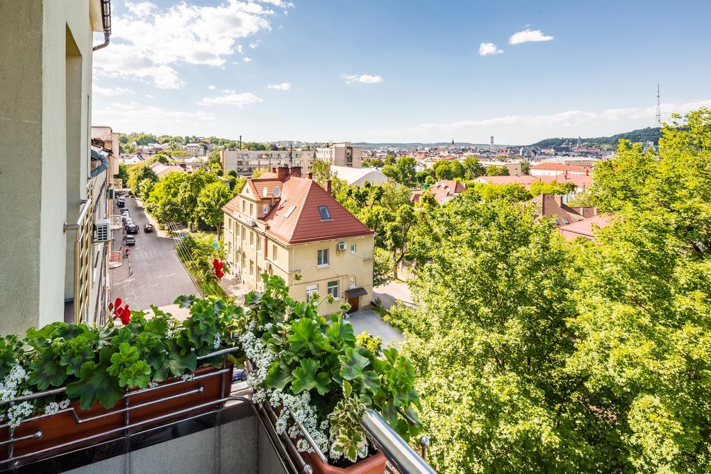 Apartment On Arkhipenka With Panorama View Lviv Eksteriør bilde